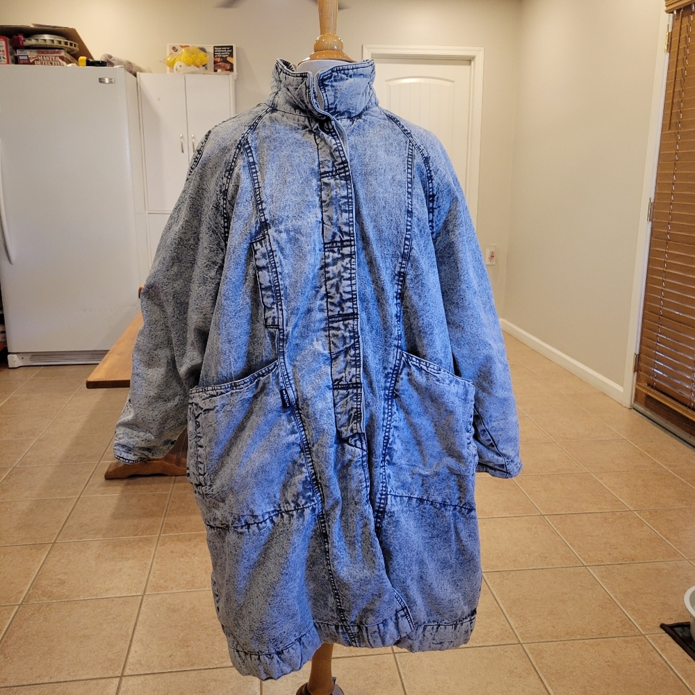 🧥EUC~VINTAGE ACID WASH DENIM COAT - Picture 2 of 15